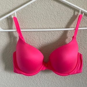Victoria’s Secret lined demi bra 32D